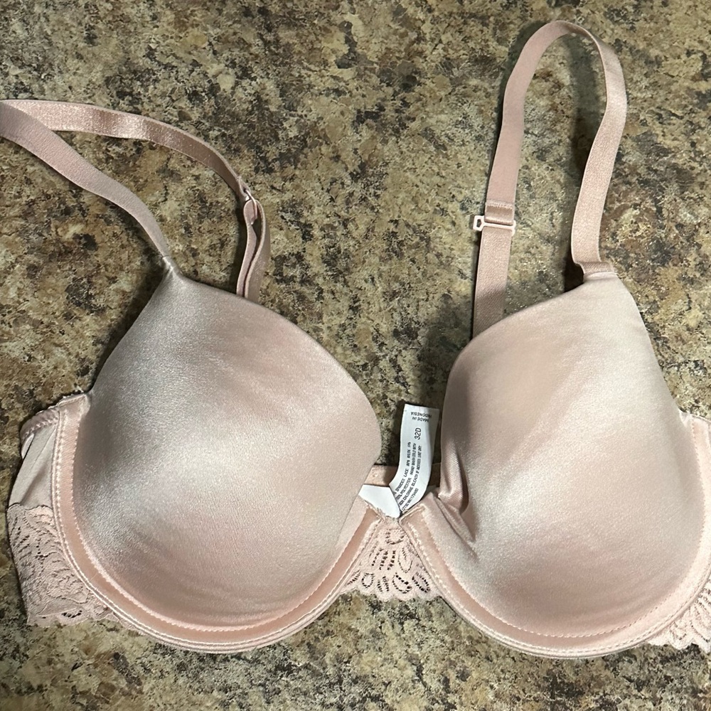 Like New Bra 32D